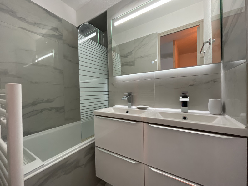 en location saisonnière Appartement Sète - Photo 10