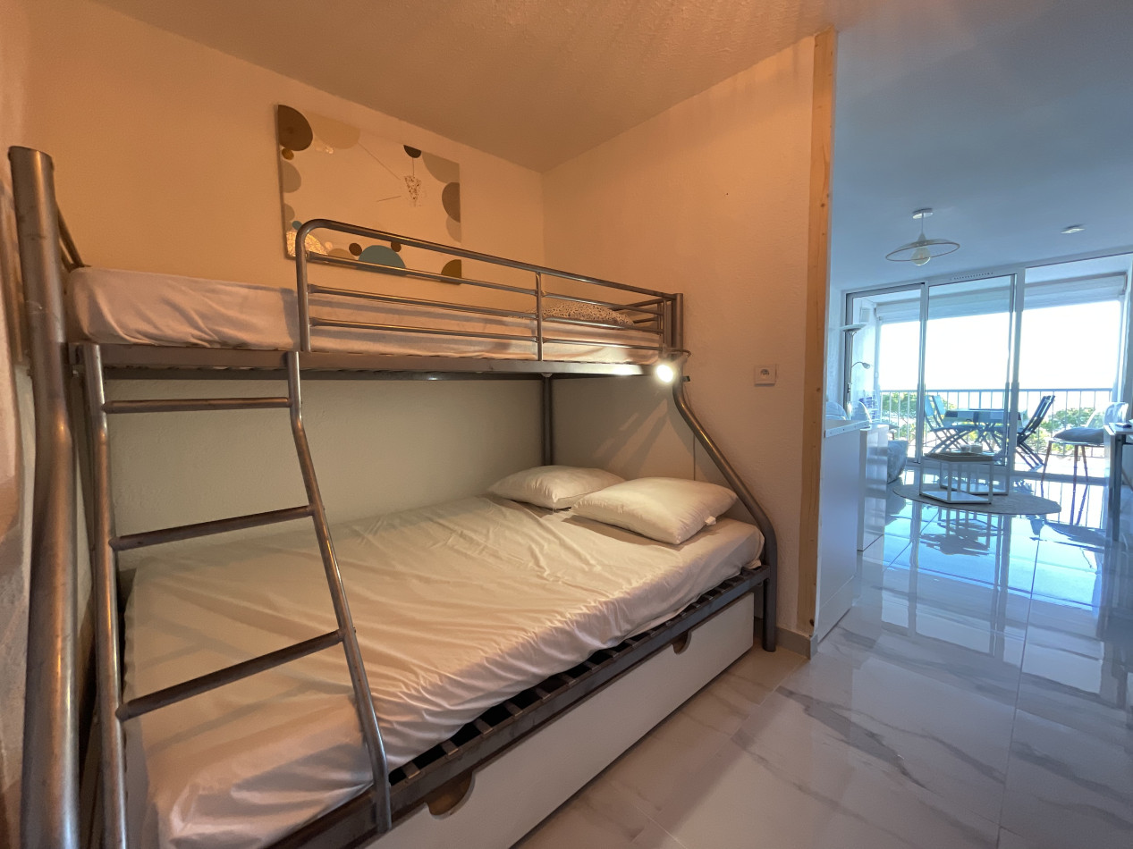 en location saisonnière Appartement Sète - Photo 9