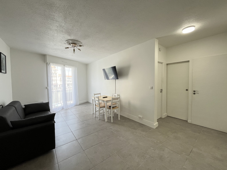 en location saisonnière Appartement Sète - Photo 4