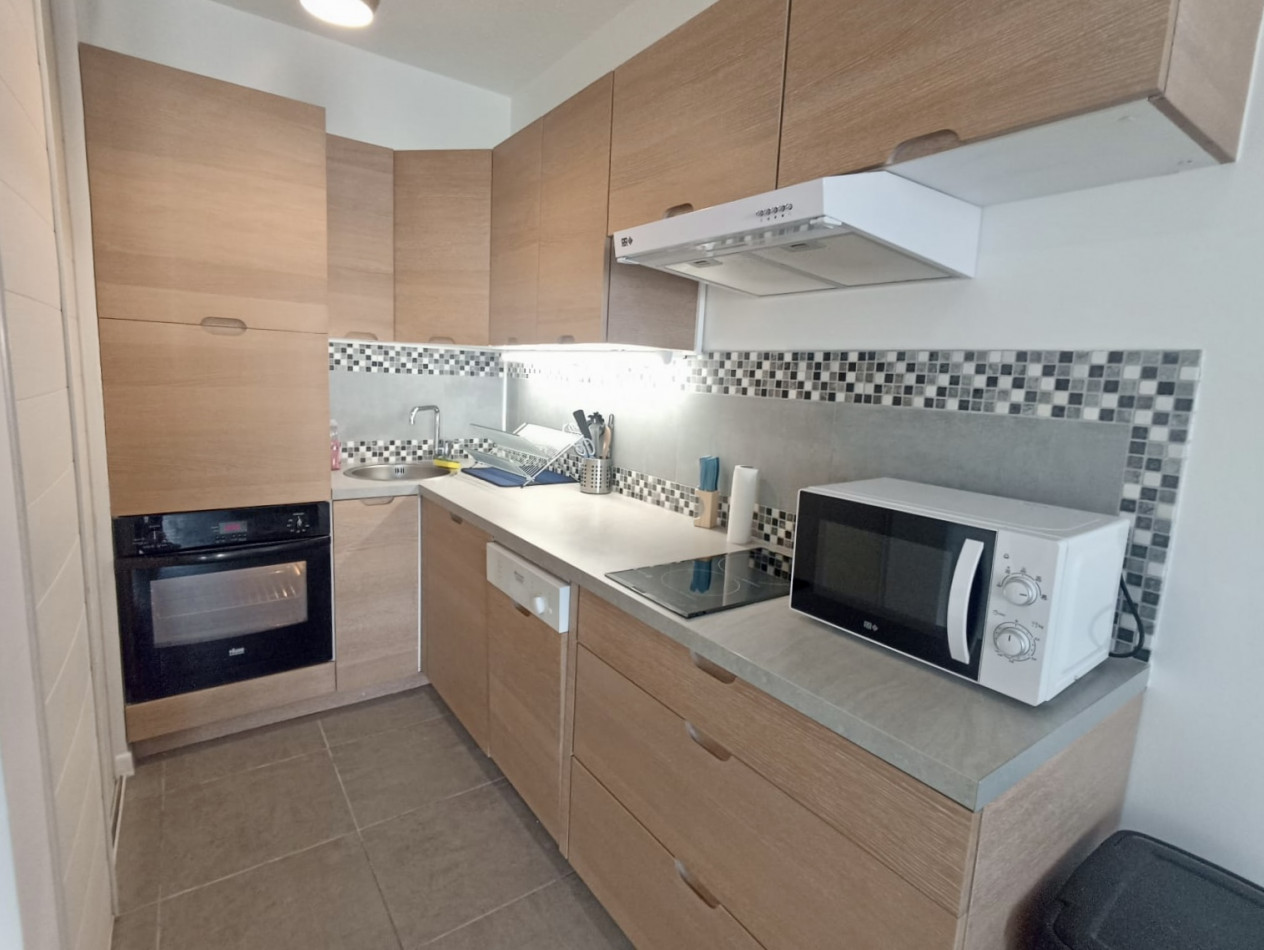 en location saisonnière Appartement Sète - Photo 3
