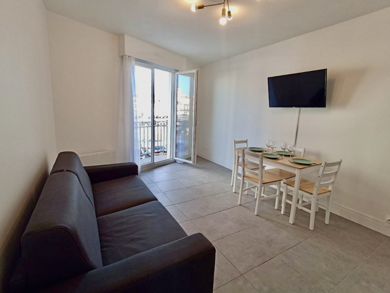en location saisonnière Appartement Sète - Photo 13