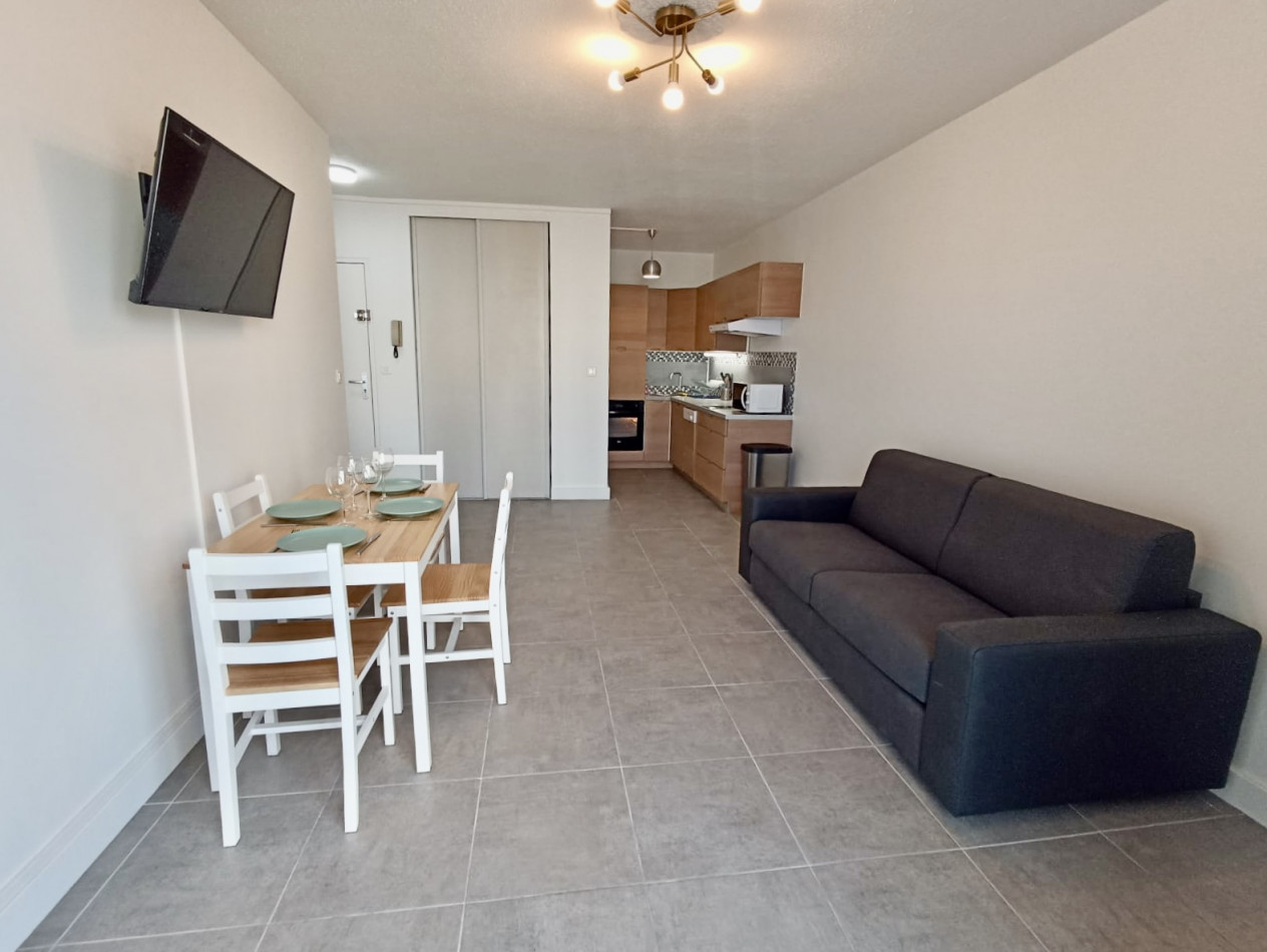 en location saisonnière Appartement Sète - Photo 2