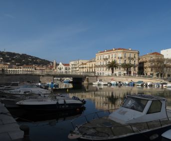 en location saisonnière Appartement Sète