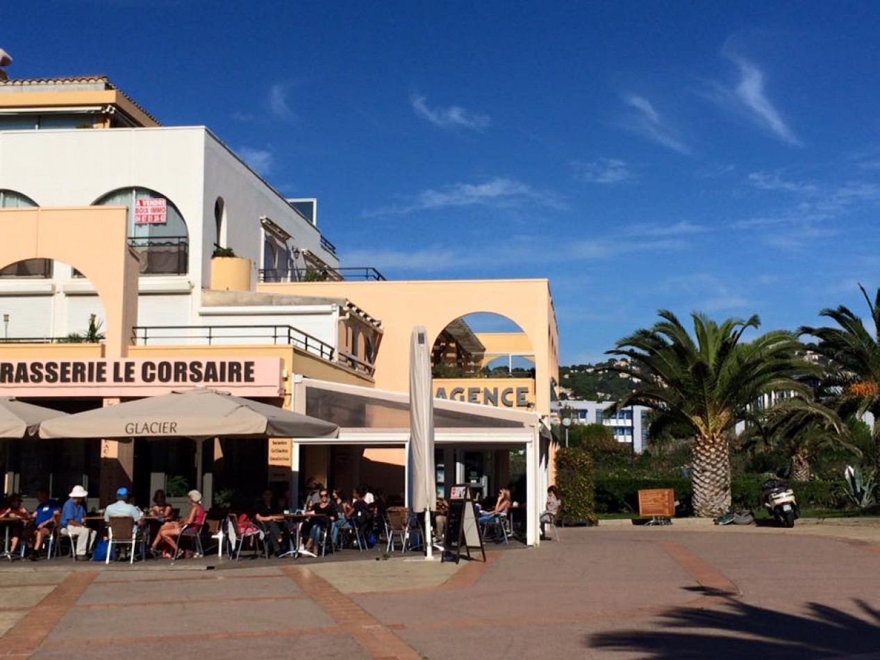 en location saisonnière Appartement Sète - Photo 10