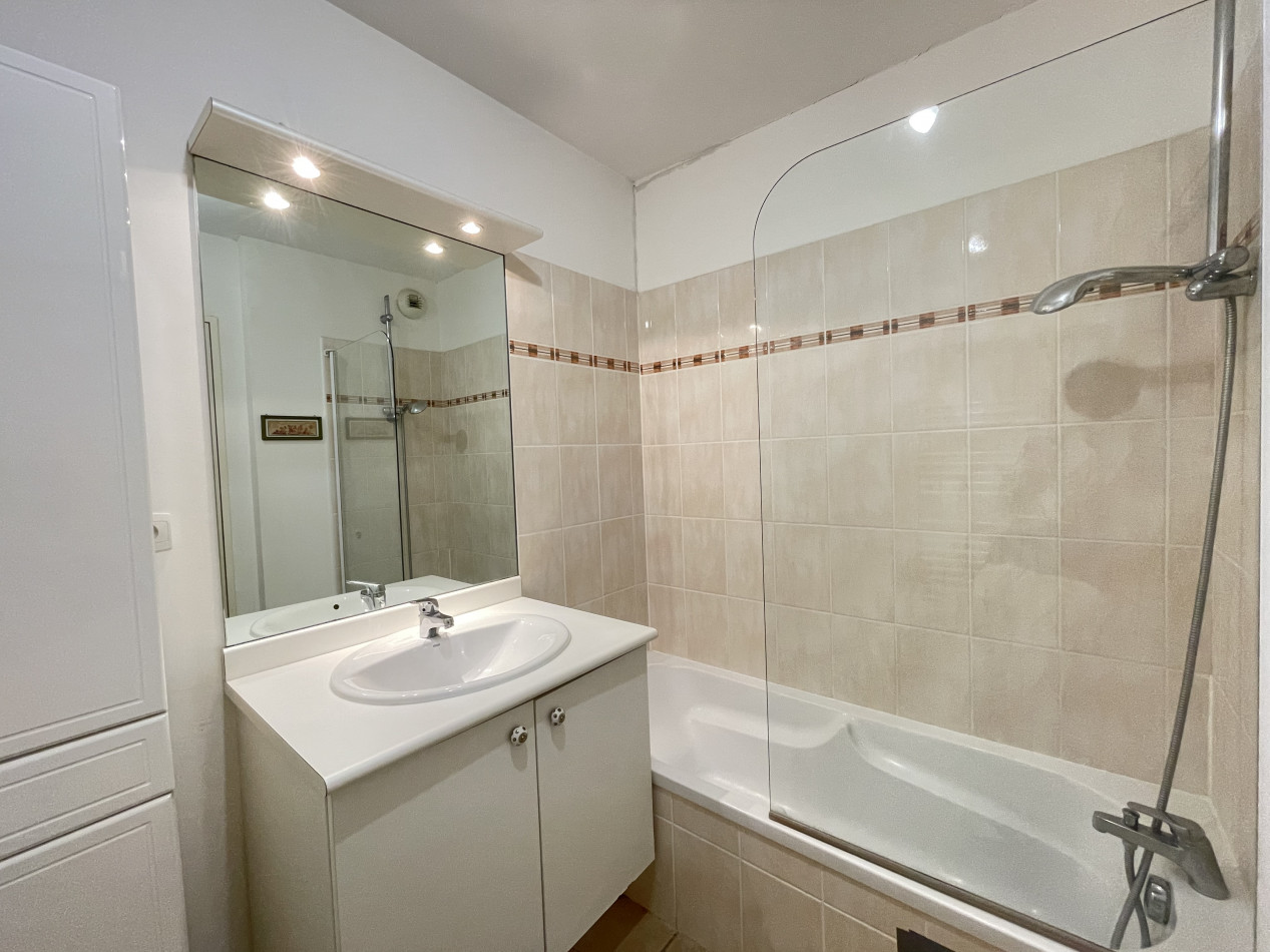 en location saisonnière Appartement Sète - Photo 9