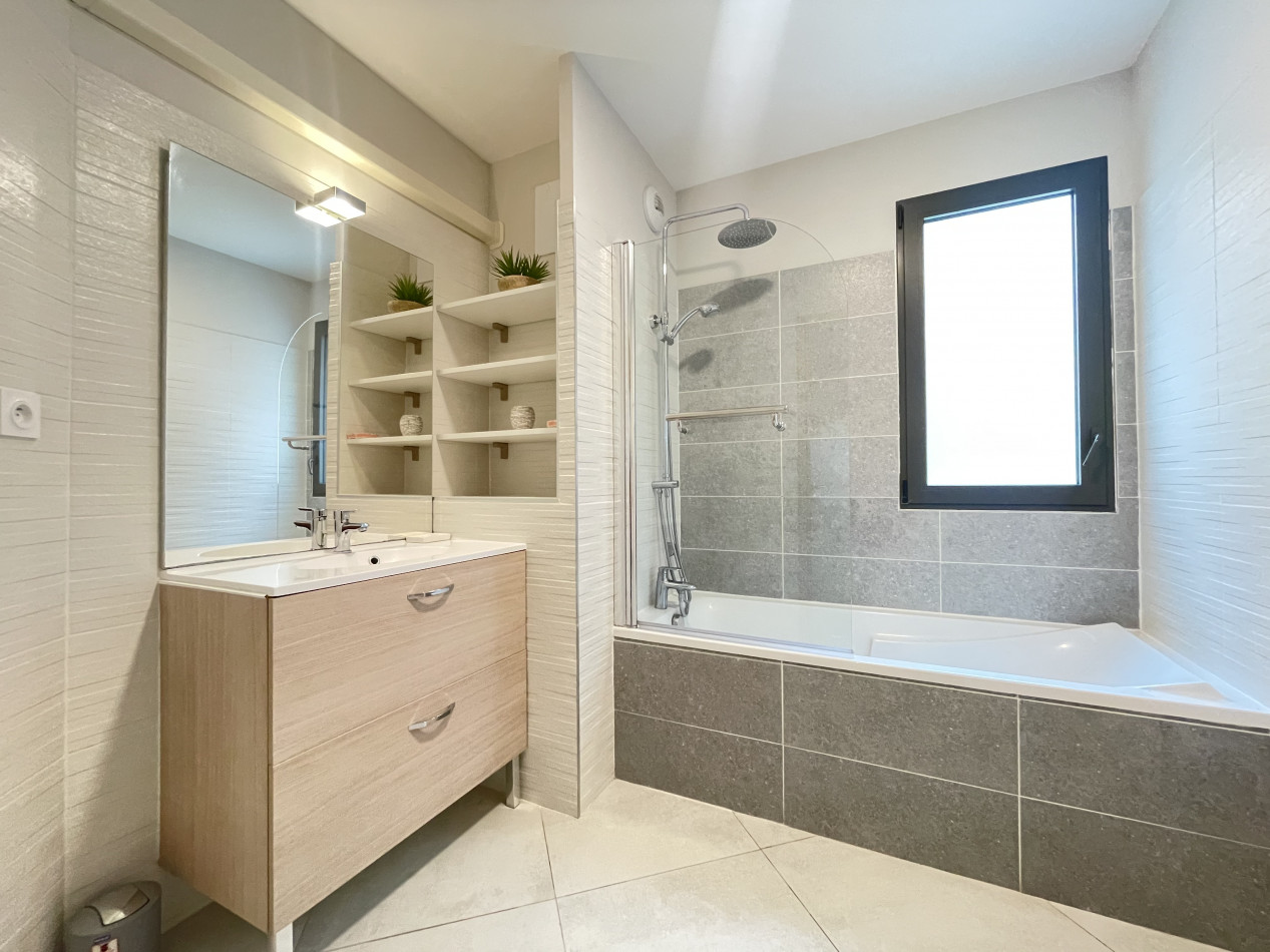 en location saisonnière Appartement Sète - Photo 7