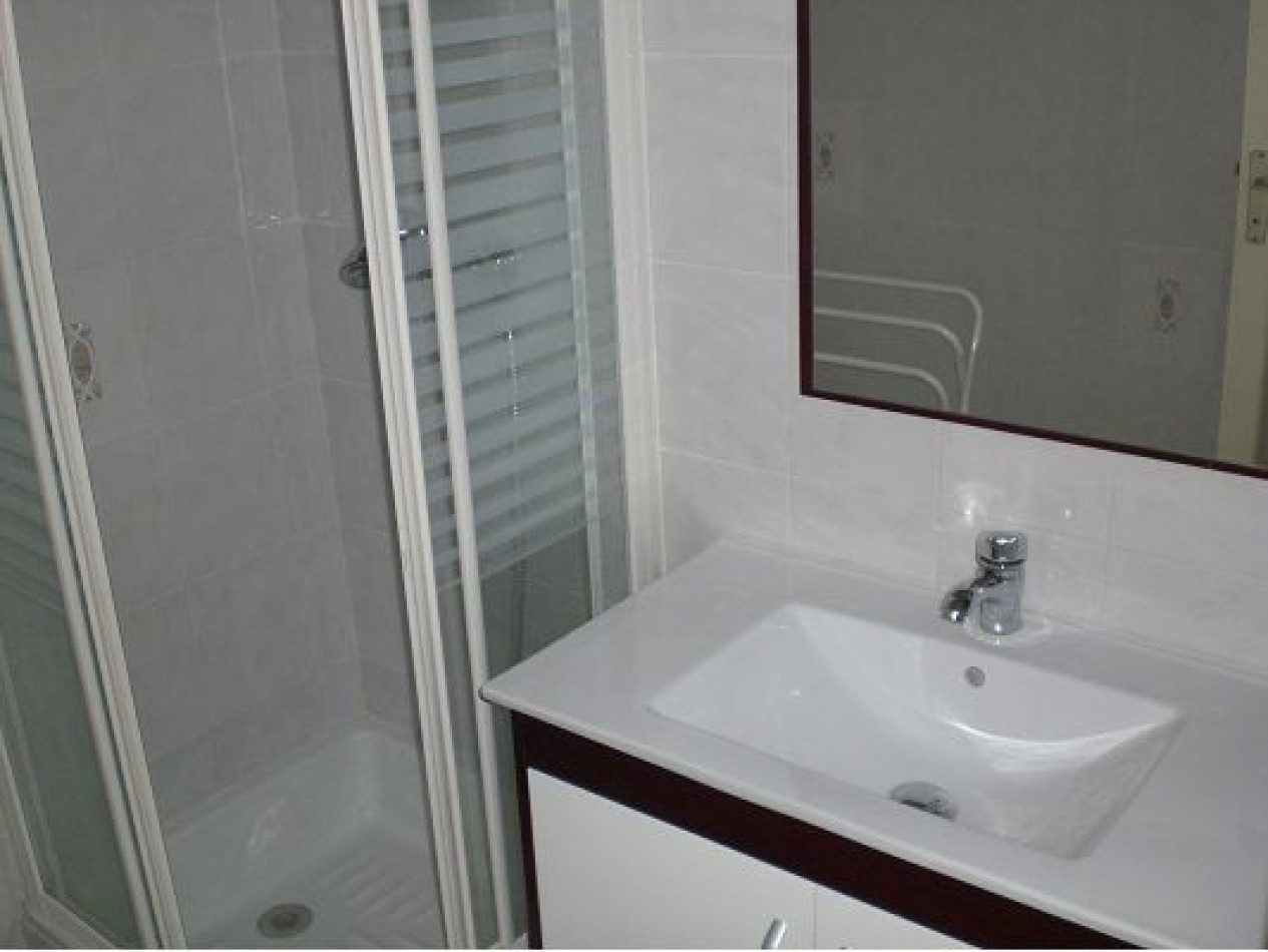 location Appartement Sete - Photo 7