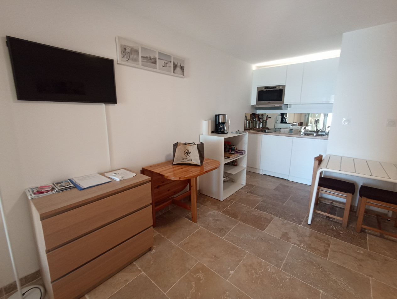 en location saisonnière Appartement Sète - Photo 6