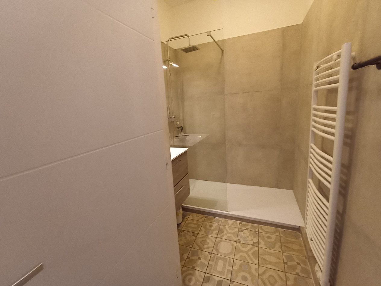 en location saisonnière Appartement Sète - Photo 7