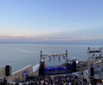 en location saisonnière Appartement Sète