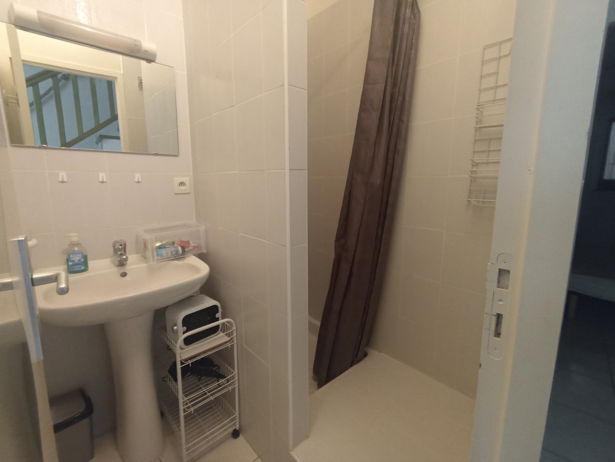 en location saisonnière Maison Sète - Photo 6