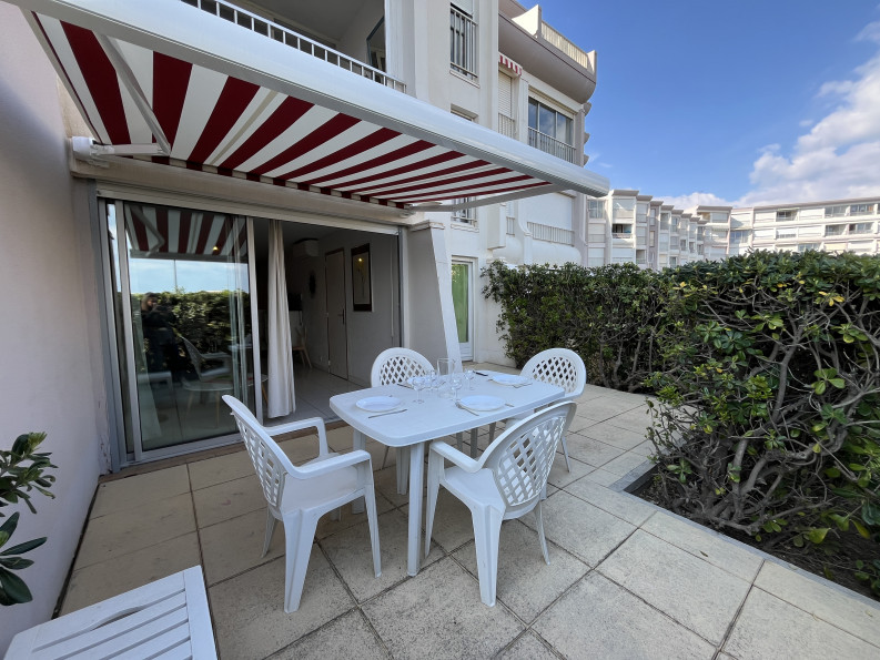 en location saisonnière Appartement Sète - Photo 8