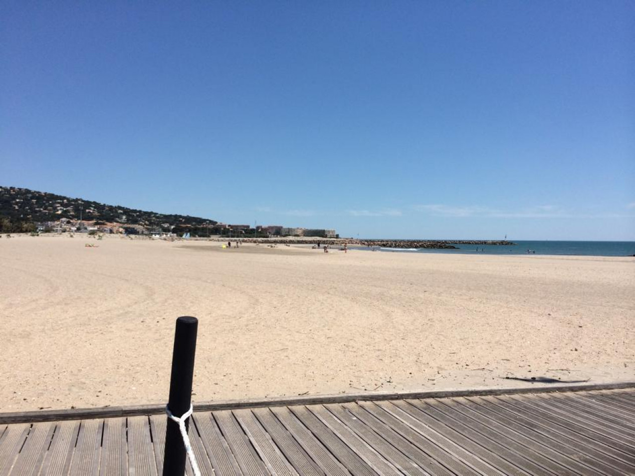 en location saisonnière Appartement Sète - Photo 7