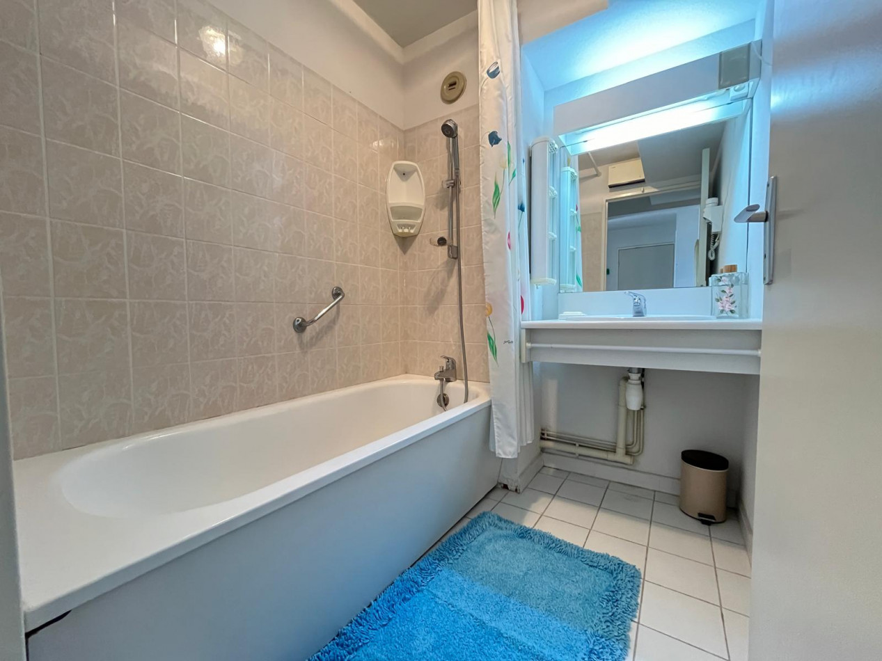 en location saisonnière Appartement Sète - Photo 9