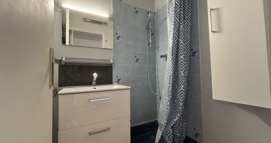 en location saisonnière Studio cabine Sète