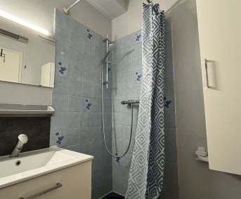 en location saisonnière Studio cabine Sète