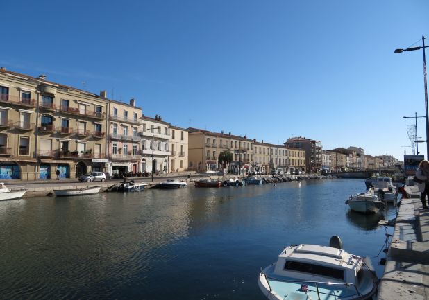 en location saisonnière Studio cabine Sète
