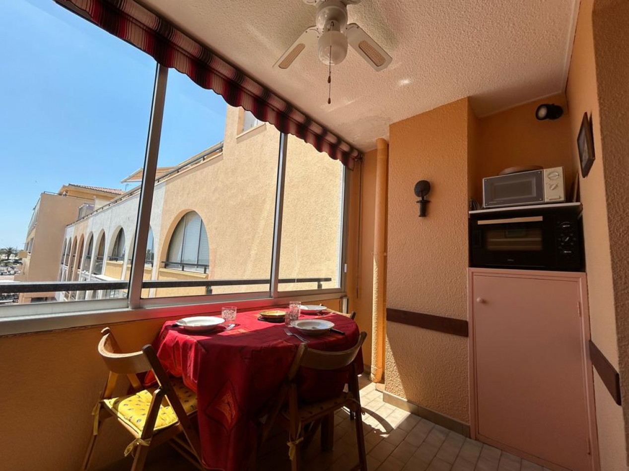 en location saisonnière Appartement Sète - Photo 5