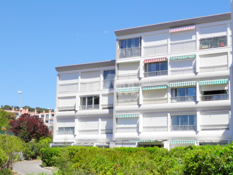 location Appartement Sete - Photo 6