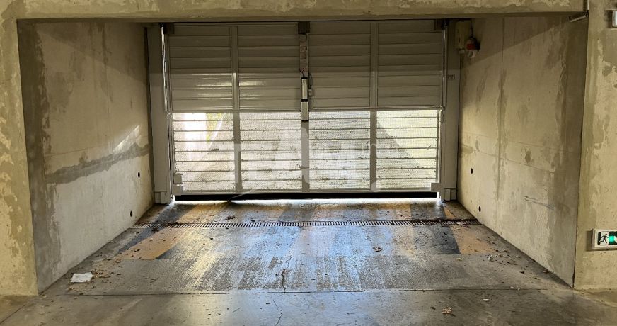 location Garage Sete