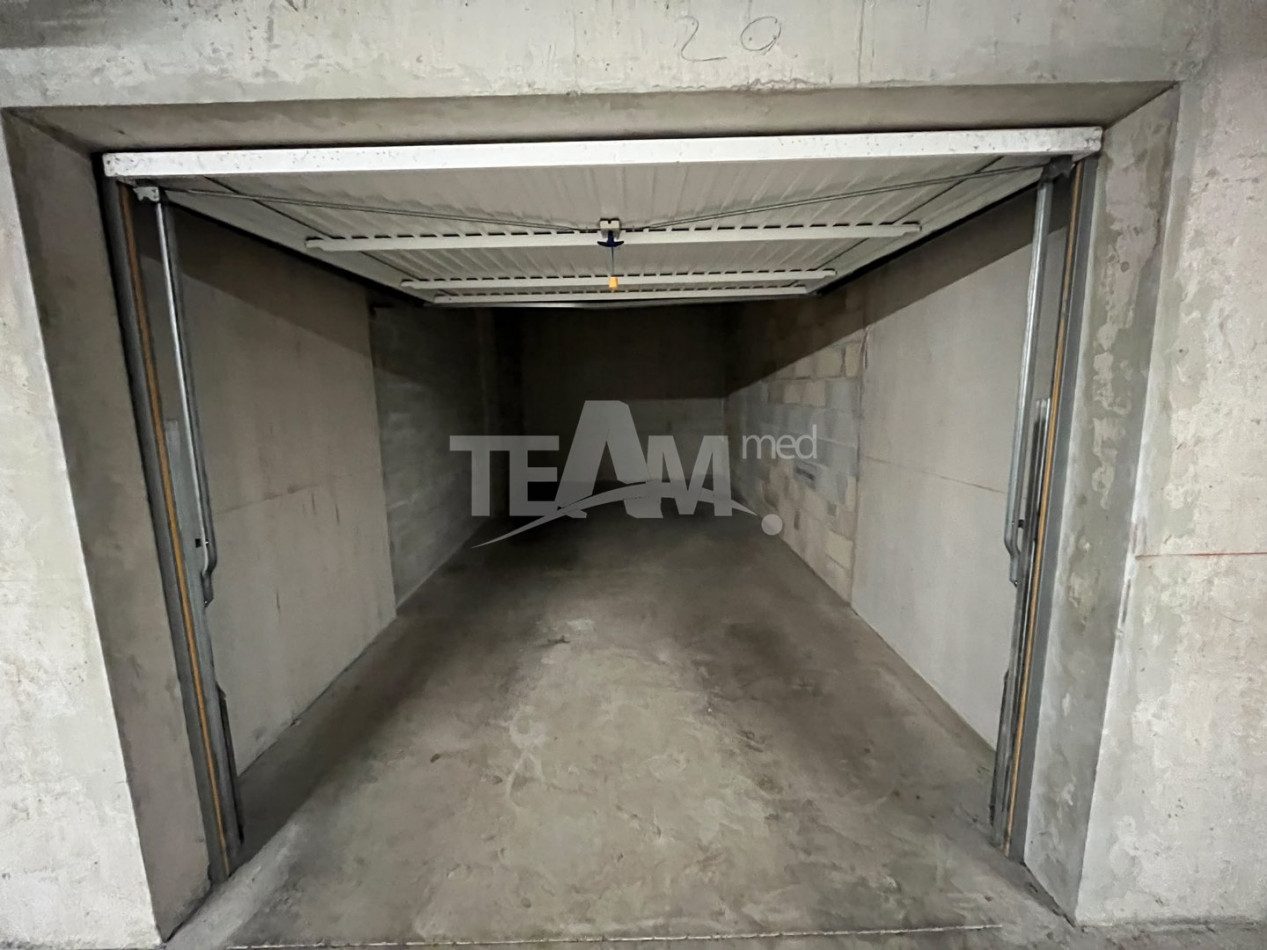 location Garage Sete - Photo 3