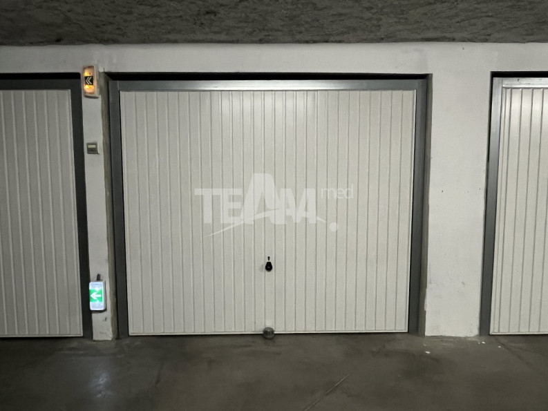 location Garage Sete - Photo 1