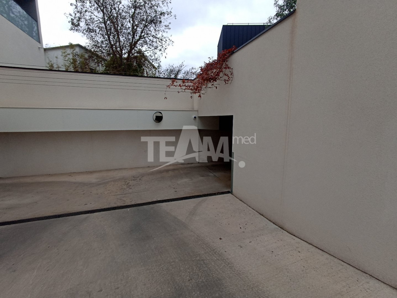 location Garage Marseillan - Photo 2