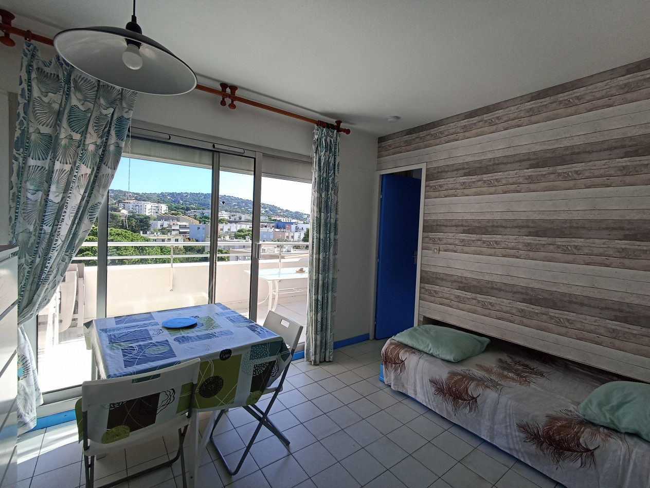 en location saisonnière Appartement Sète - Photo 2