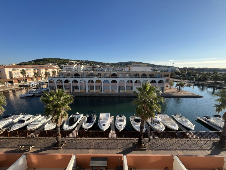 en location saisonnière Appartement Sète - Photo 8