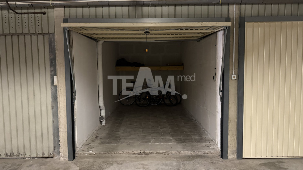 vente Garage Sete - Photo 3