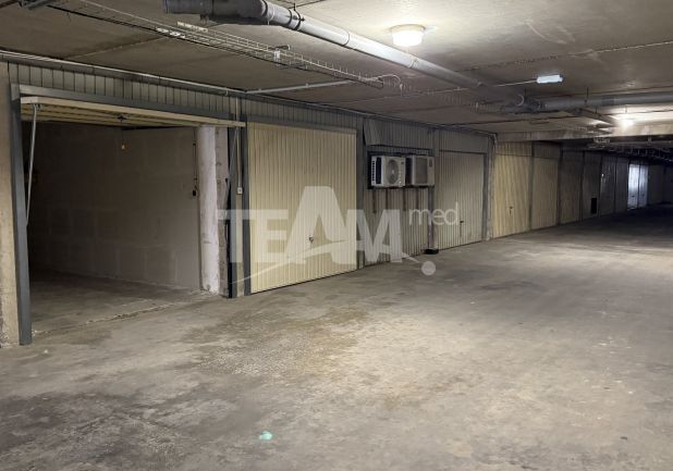 vente Garage Sete