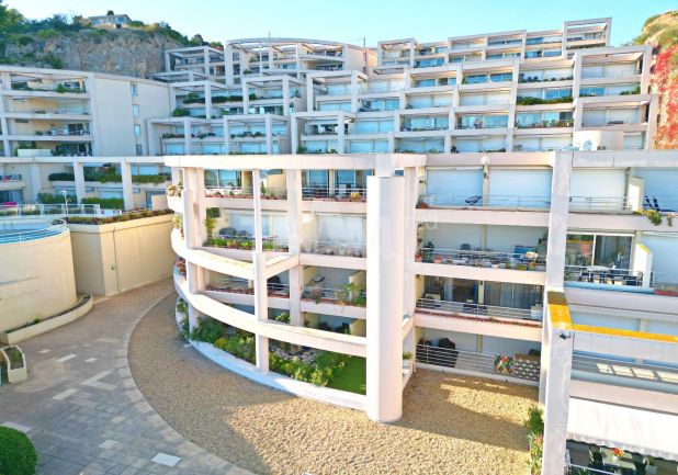 vente Garage Sete