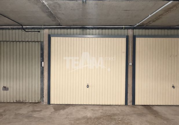 location Garage Sete