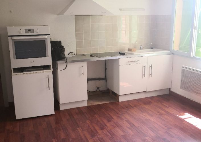 location Appartement Vias