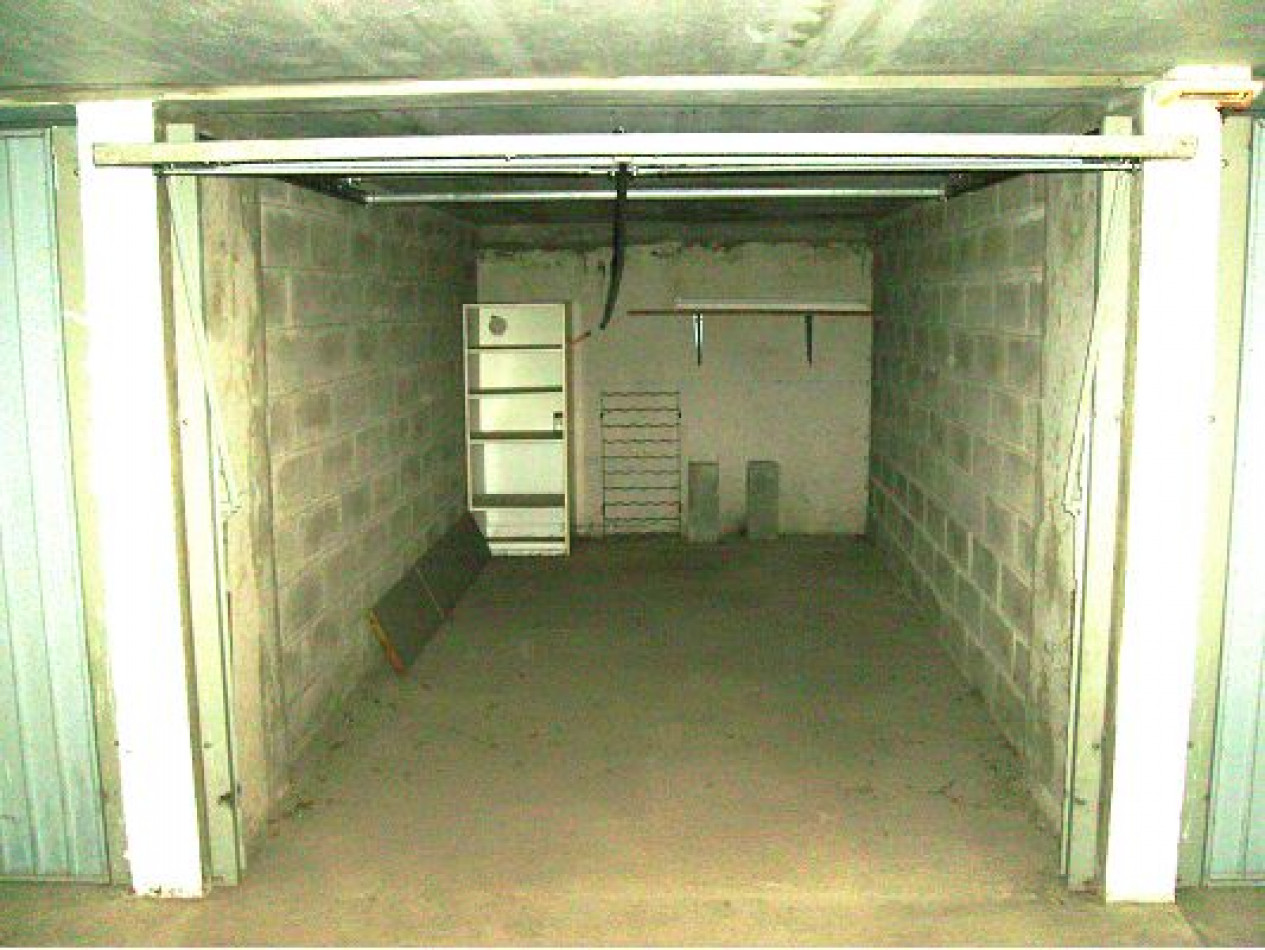 vente Garage Le Cap D'agde - Photo 2