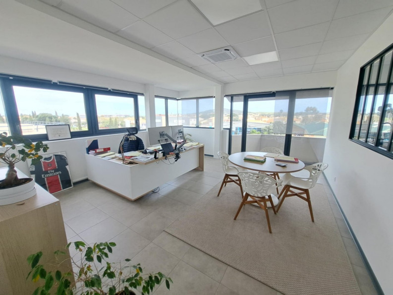 location Local commercial Agde - Photo 2