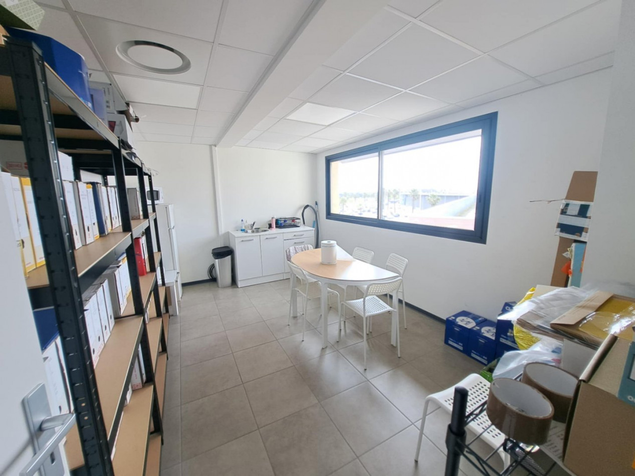 location Local commercial Agde - Photo 6