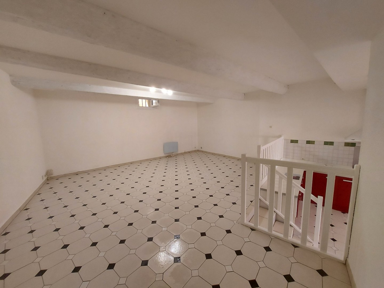 location Appartement ancien Valros - Photo 3