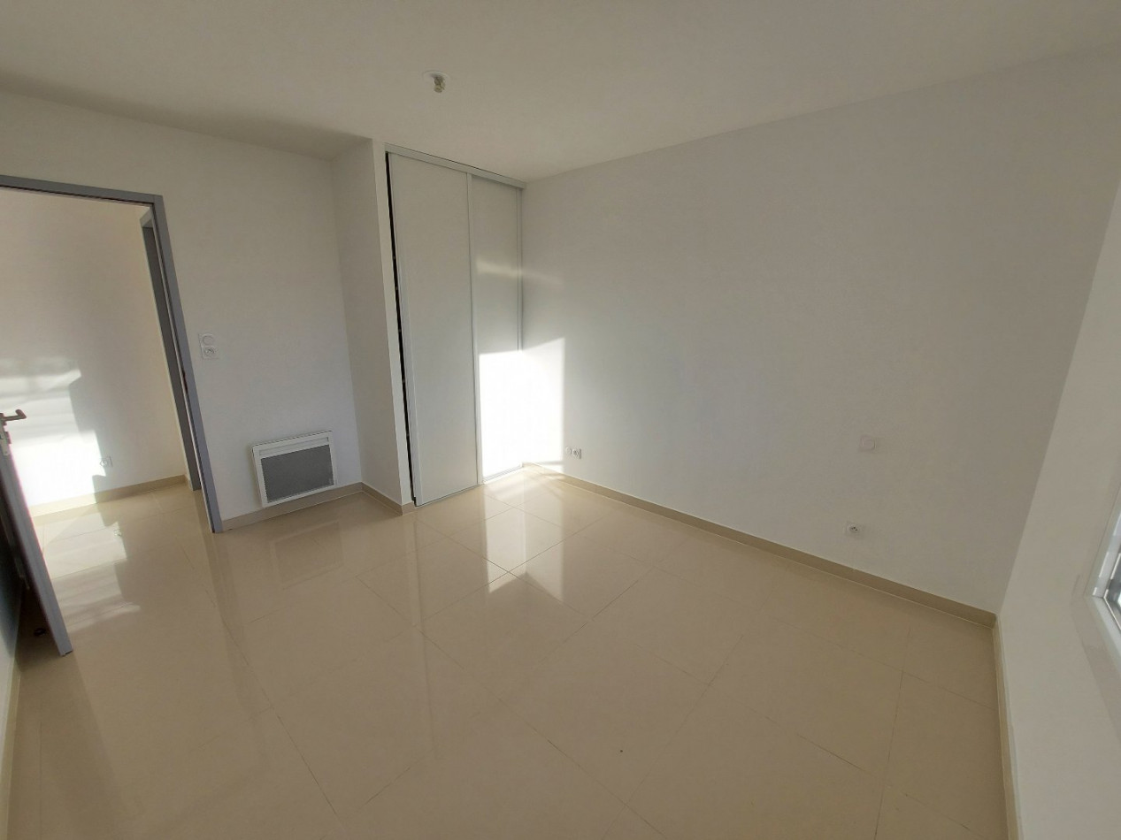 location Appartement Vias-plage - Photo 4