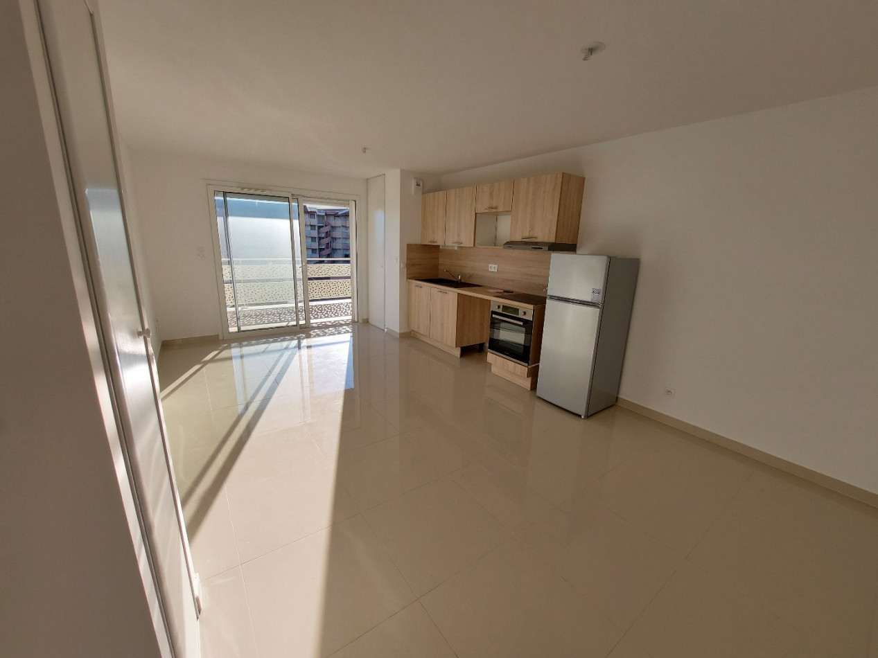 location Appartement Vias-plage - Photo 1