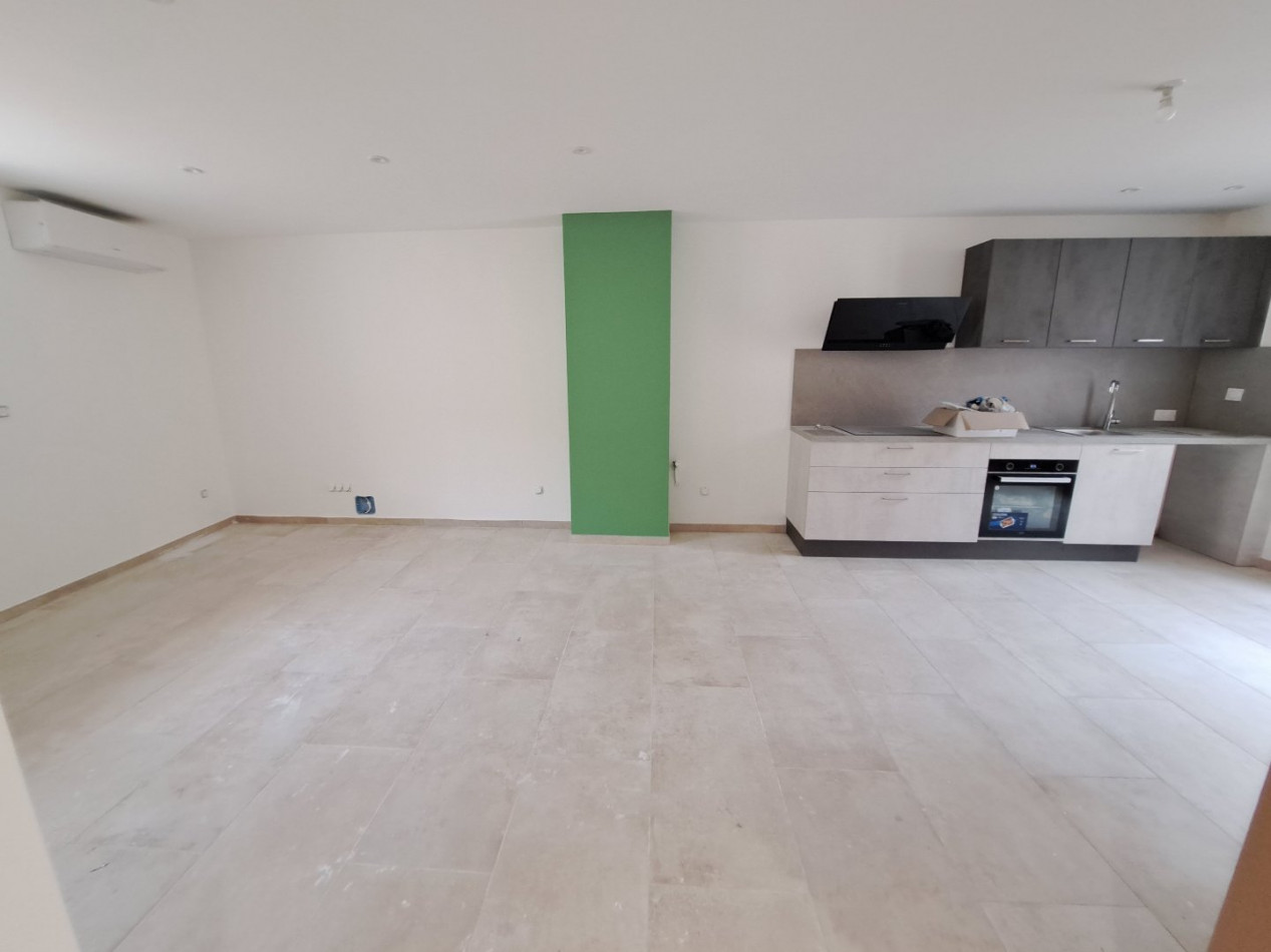 location Maison de village Vias - Photo 2