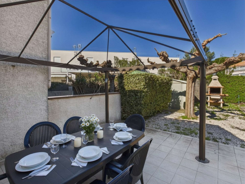 en location saisonnière Maison Marseillan Plage - Photo 1