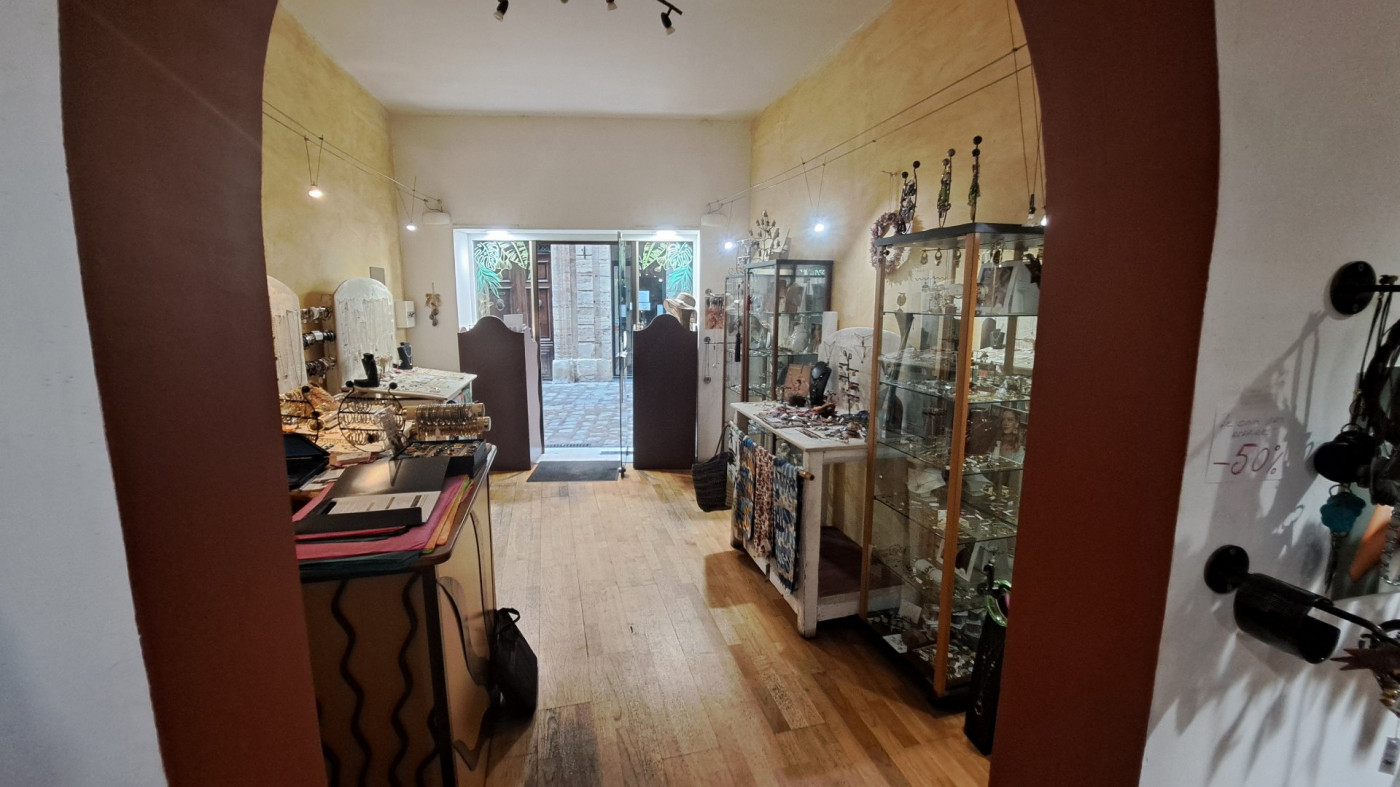 vente Bijouterie et accessoires Pezenas - Photo 4