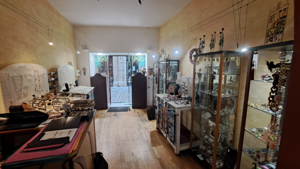 vente Bijouterie et accessoires Pezenas - Photo 2