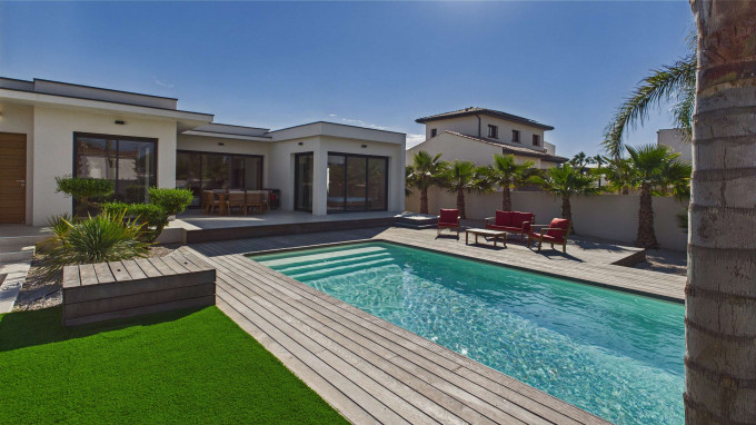 for seasonal lettings Villa Le Grau D'agde - Photo 1