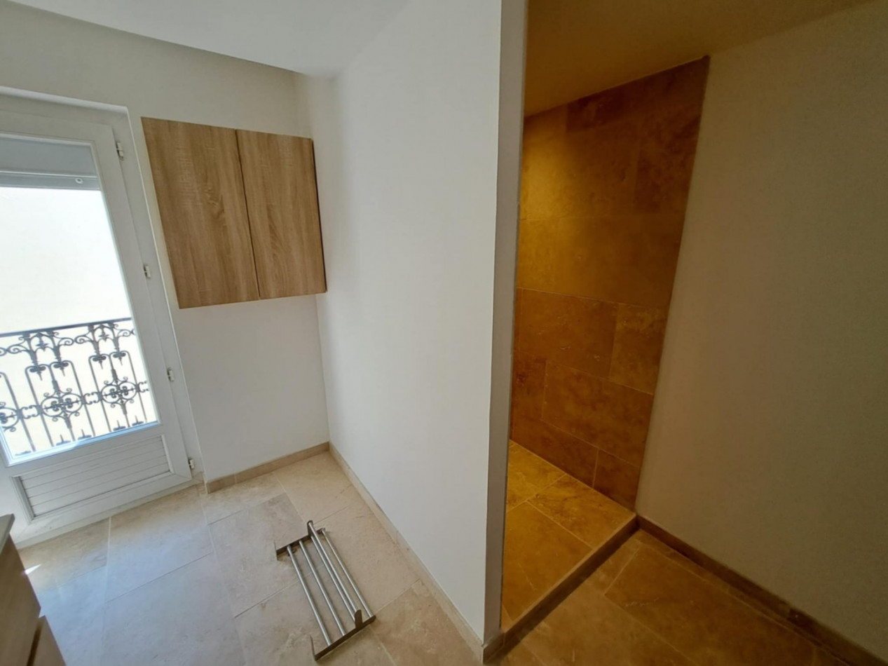 location Maison Servian - Photo 9