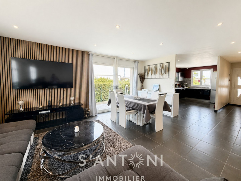 vente Maison Bessan - Photo 1