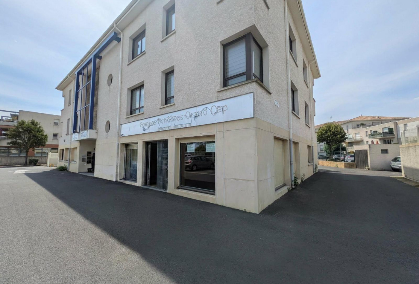 location Locaux d'activité Agde - Photo 1