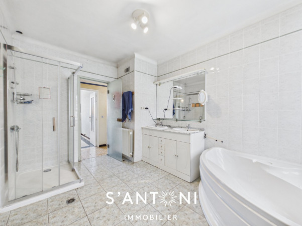 sale Maison de village Gigean - Photo 8