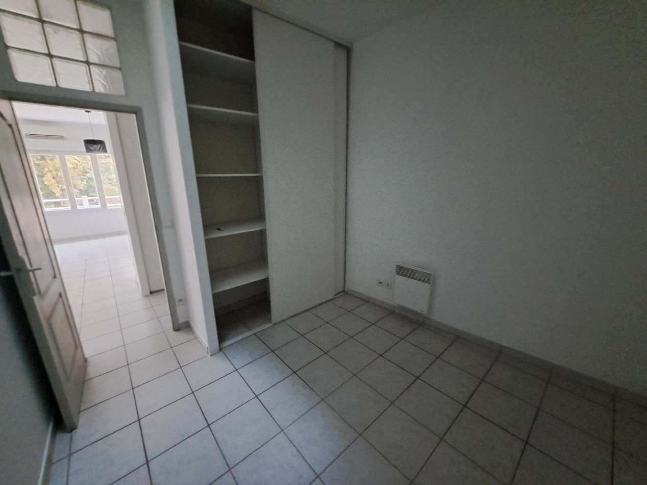 location Appartement Pomerols - Photo 10